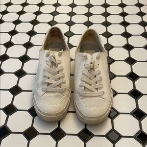 Dice Vita White Canvas Casual Sneakers